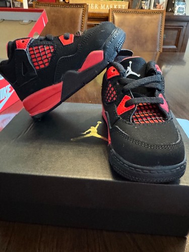 Air jordan retro red thunder - jordan,